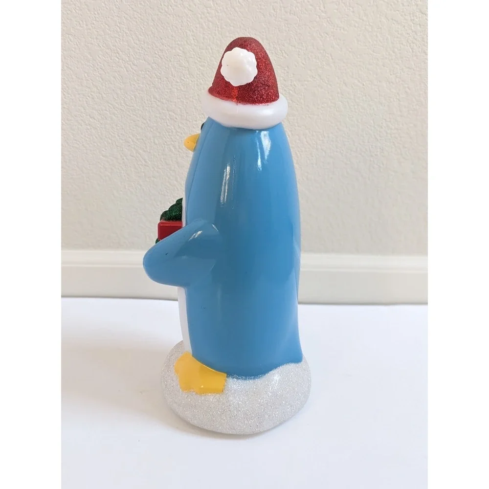 Target Christmas Penguin Blow Mold Style Light Up Tabletop Decoration Blue‎ 13